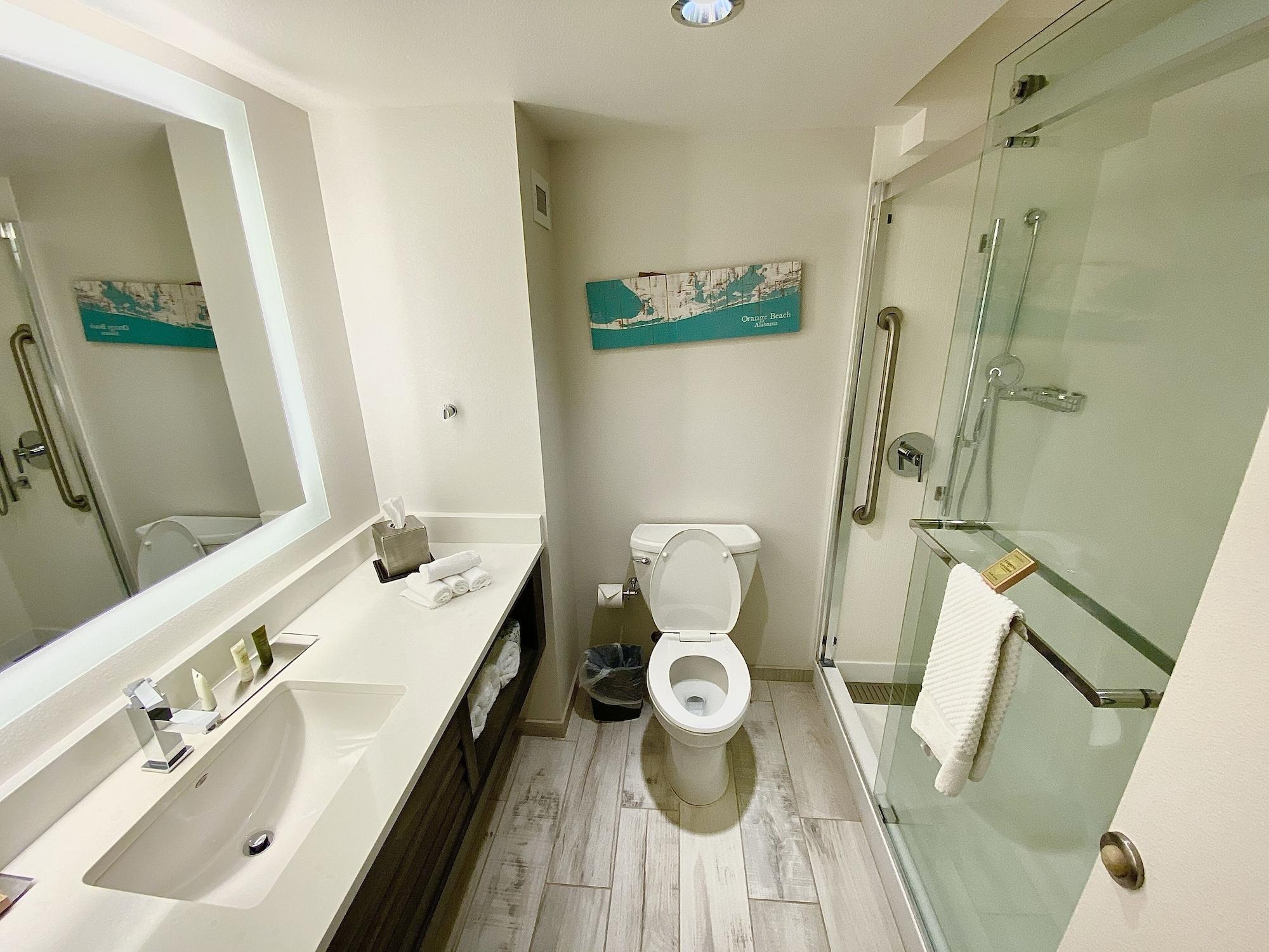 The Island House A Doubletree By Hilton 4*